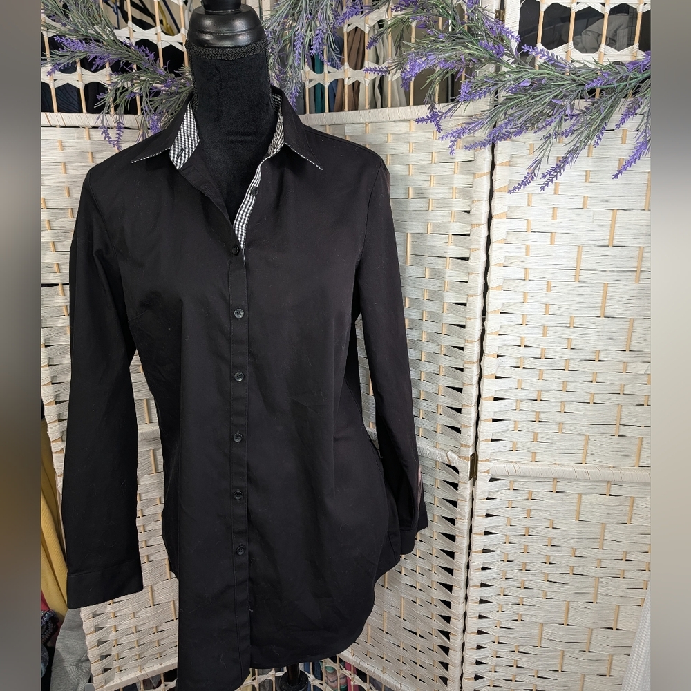 Coldwater Creek Black tunic with gray/black plaid lining